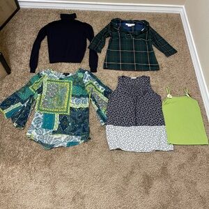 ALL 5pc Bundle Women’s Small Blue & Green Printed Blouses & Tops